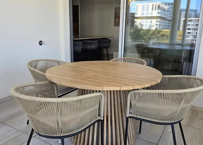 L'ecrin Urbain Port Marianne Terrasse Parking Parc Expo Arena Apartmán
